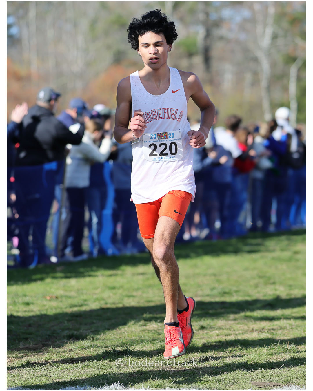 Arthur Brown, Ridgefield High School, P115, 18:04.87 - New England Cross Country State Championship - Thetford Vt - November 8, 2025 File: ./dir-2-Boys-Championship/251108-2025-New England-Cross-Country-Championships-Thetford-VT-663-296A1477.jpg Arthur Brown, Ridgefield High School, P115, 18:04.87 - New England Cross Country State Championship - Thetford Vt - November 8, 2025 – 2025…